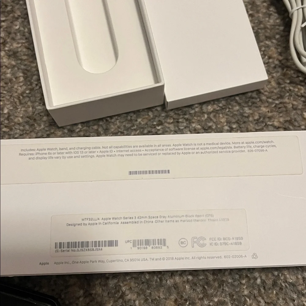 Apple Watch Series 3. 42MM space gray GPS